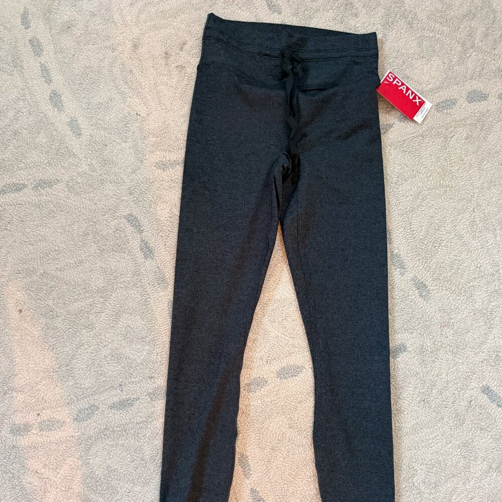Spanx Full-Length Leggings in Very Black / Light Very Black SIze Small NWT